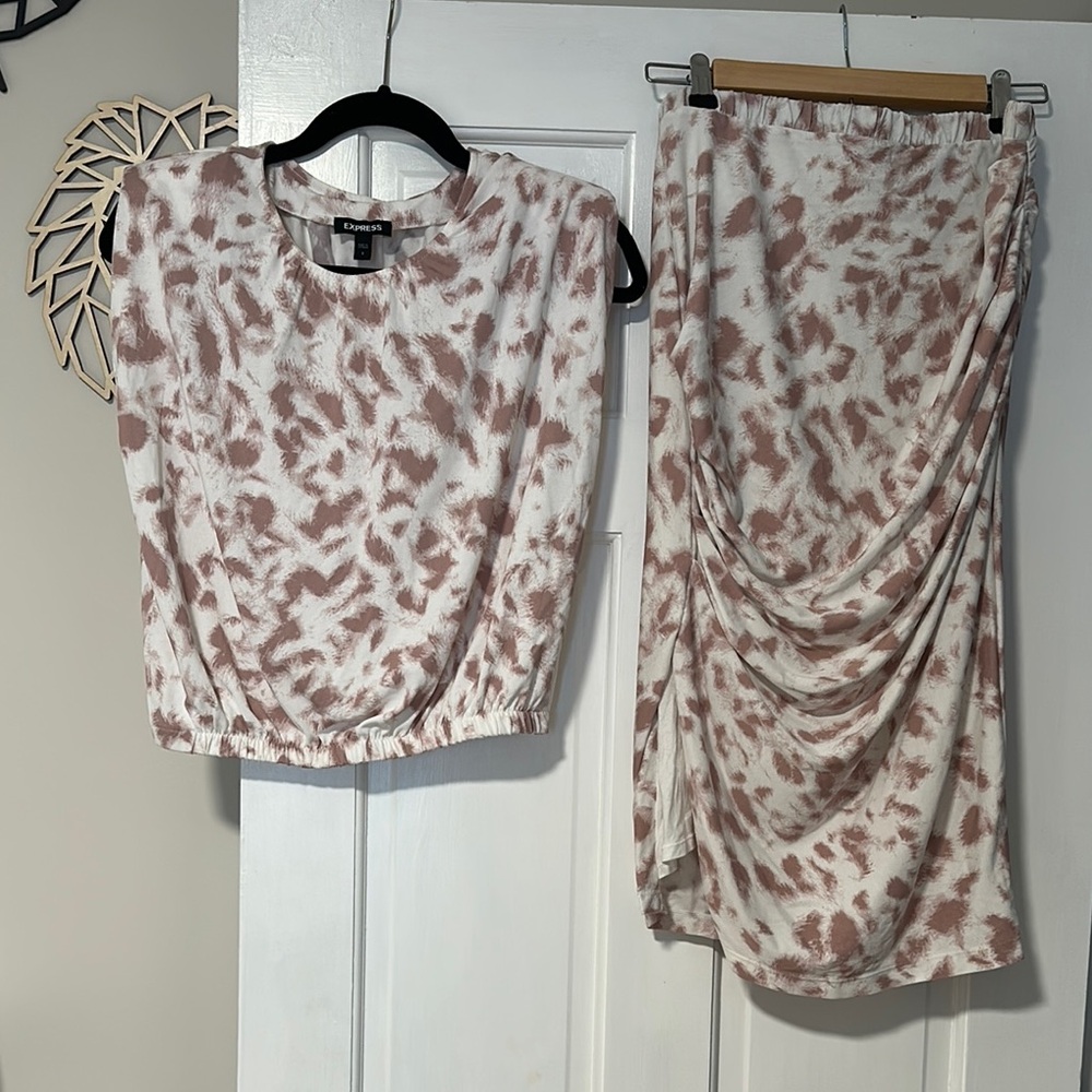 Express Pink and White Tie-Dye Top